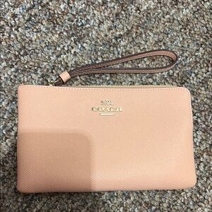 Coach Faded Blush Wristlet LARGE